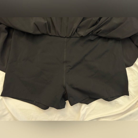 ARITZIA skirt - Picture 3 of 4